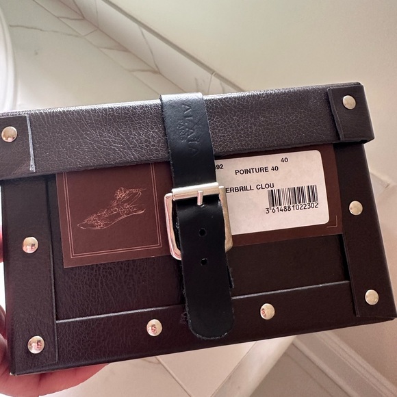 Alaia silver leather floral flat sandals 👡 - Picture 5 of 6